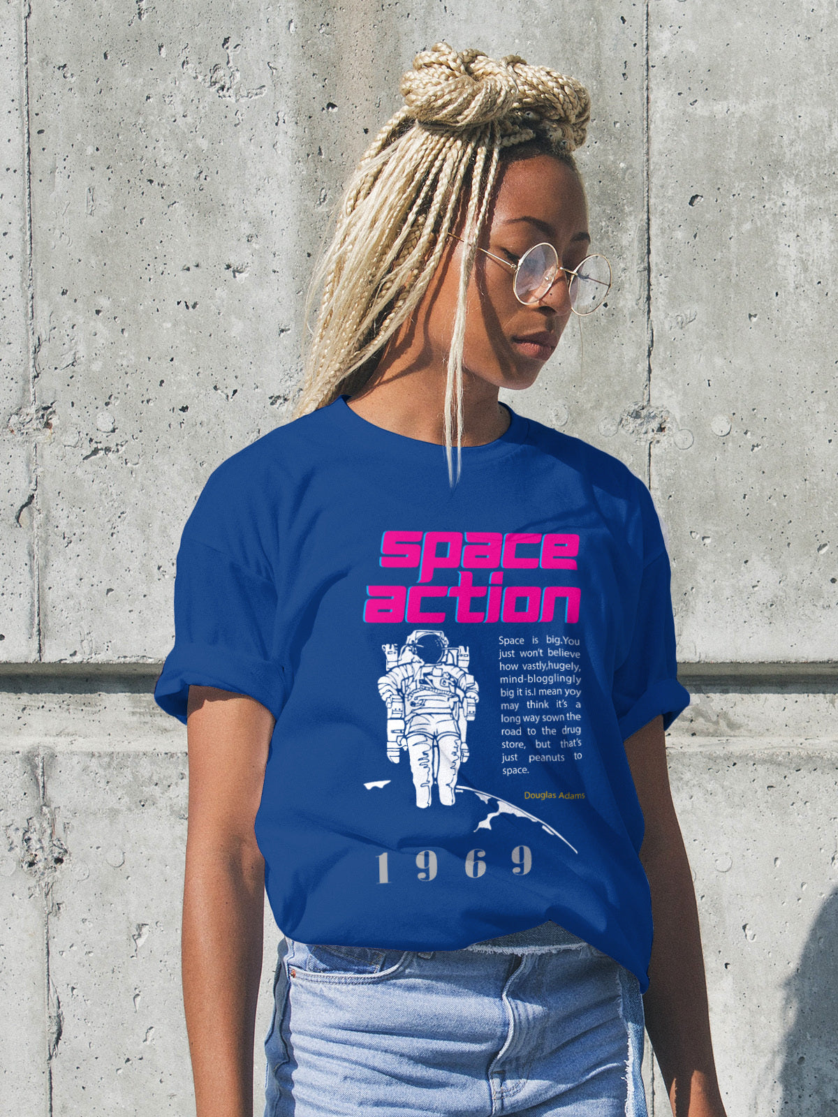 Space Action - T Shirt