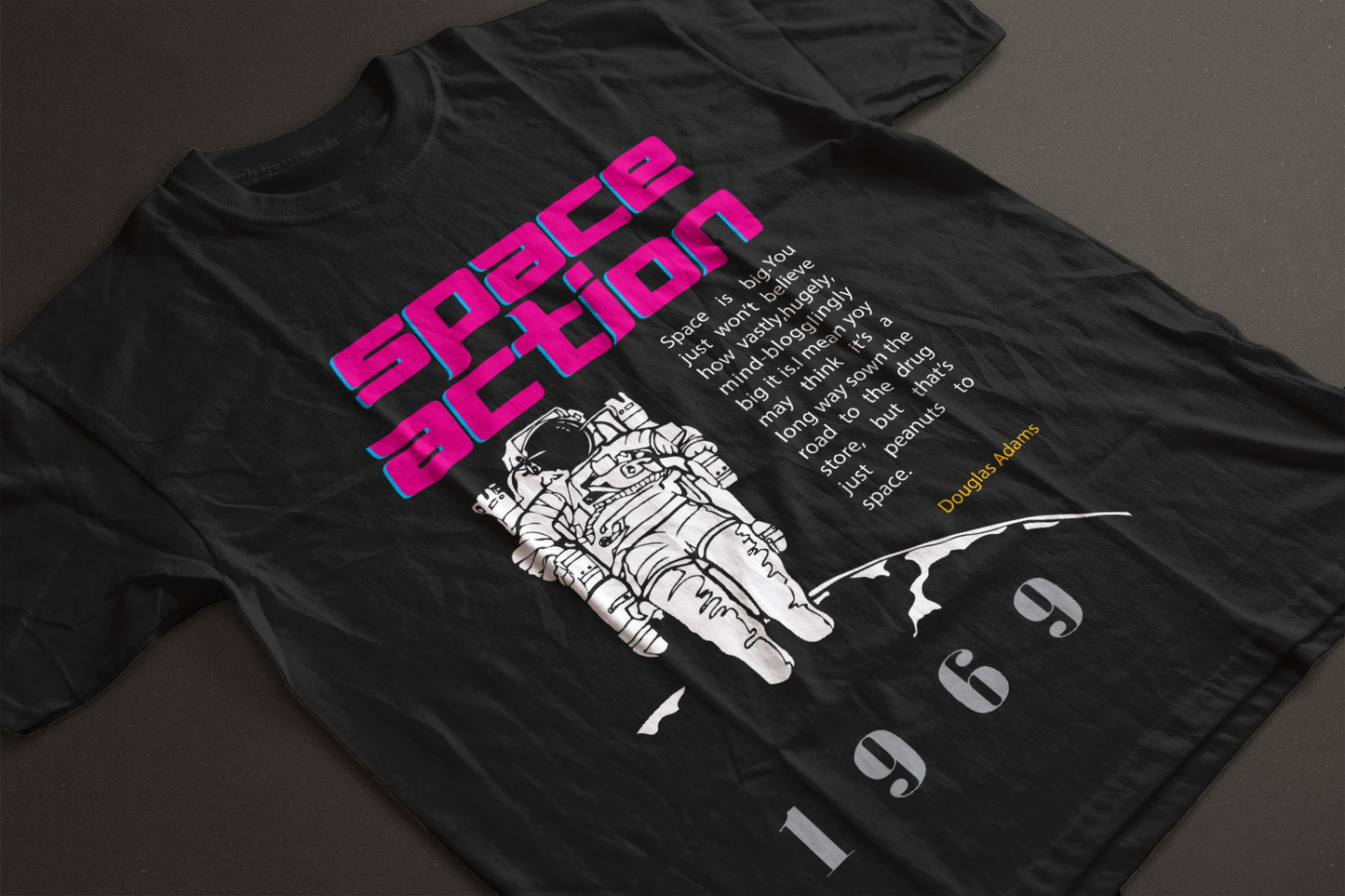 Space Action - T Shirt